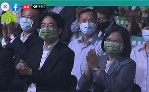 民進黨黨慶 《民主開唱》 小英僅聽歌、不講話