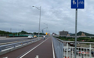 福和橋人行道完成拓寬！10/1起自行車改走專用道不用再和機車搶道