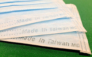 打電話問還有沒有口罩！店員一接喊「8字」　婆媽全笑翻