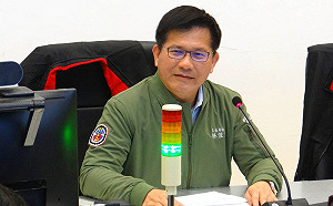 中秋連假疏運幫自己打幾分？林佳龍：算是有及格