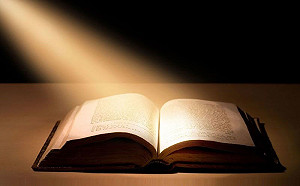 貍貓換太子新疆版！穆斯林痛投可蘭經入河 流到哈薩克