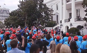 白宮醫師：川普已不具傳播武漢肺炎風險