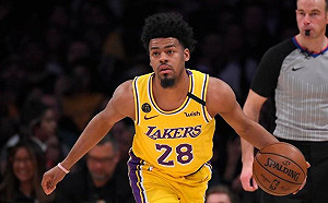 NBA／奪冠太開心！湖人竟把Cook留在球場