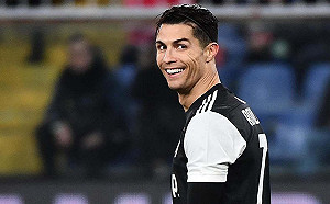 足壇巨星C羅也確診 無症狀感染 目前隔離中