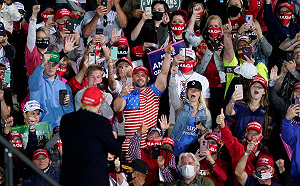 砲轟媒體偏袒拜登不公正  王丹:你們不是標榜更高的道德水平嗎