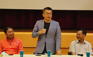 最佳爭取盧市府預算補助方式 謝志忠：找蔡其昌副院長就對了