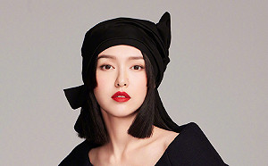 唐嫣自稱溫柔「貓媽」 網友揶揄：孩子做作業時你再看