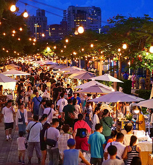 征服你的味蕾！高雄愛河假日市集10月底前讓你吃遍全台美食