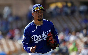 MLB／大聯盟金手套獎入圍名單　道奇貝茲超狂美技呼聲高(影)