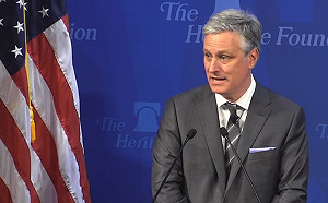 美國友台前國安顧問回鍋白宮 加入總統情報委員會