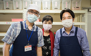 攜手完成「不可能的事」  賴清德做手工皂鼓勵庇護工廠永續經營