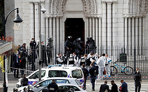 法國尼斯爆恐攻！ 1女教堂內遭「斬首」 3死多人傷