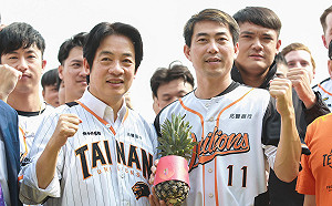 獅象大戰決定她命運  賴清德:期待盧秀燕帶「獅子頭」跑行程