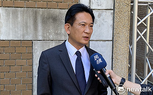 張亞中秀「支票」被打臉是「本票樣張」 林俊憲:公然說謊到令人嘆為觀止