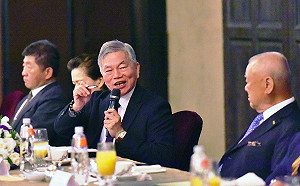 政院:推動高階製造等4大中心  奠定台灣經濟發展20年榮景