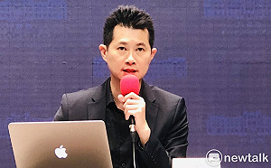 退輔會主委馮世寬遭藍委鄭天財潑咖啡 政院予以譴責