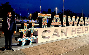 (影) TaiwanCanHelp前進萬國宮前廣場 多國大使支持