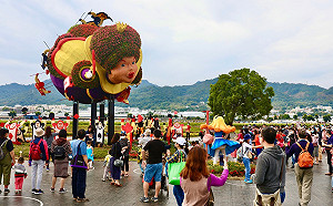 新社花海暨台中國際花毯節登場 盧秀燕:歡迎民眾來趟類出國體驗