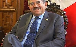 秘魯臨時總統梅禮諾上任不到一週 宣布請辭下台