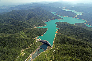 東北風雨水挹注！翡翠水庫蓄水量逾9成  南部供水仍吃緊