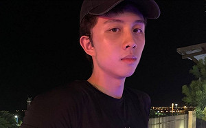 孫安佐進大學後首現身 展流利英語示範「暴力上槓」