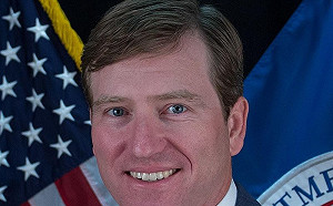 帶頭打臉川普！美國網路安全局長遭開除