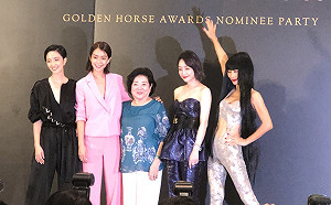 保證驚喜！金馬紅毯 白靈放話：頭髮遮3點