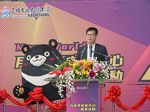 高雄民眾北上參加凱道秋鬥 陳其邁：每人都有權利表達自己意見