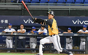 規章修正不邀勞方與會　周思齊開砲