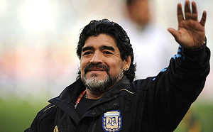 Maradona之死疑點重重　醫師遭調查