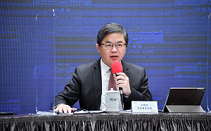 政院再致歉：警官隊依慣例執行維安 絕無針對各政黨監控情蒐