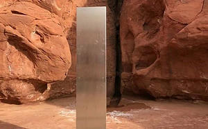 「不要留下任何痕跡」猶他州神秘巨石消失 目擊者說原來是這樣.....