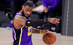 史上首位4億元！詹皇薪水超越狼王