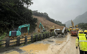 快訊》雪上加霜！台鐵坍方尚未搶通 北部4縣市再發大雨特報