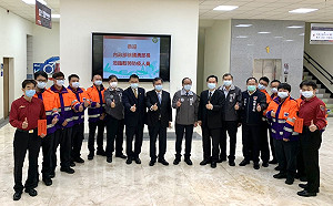 內政部長徐國勇再訪桃消  頒發防疫工作獎勵金30萬