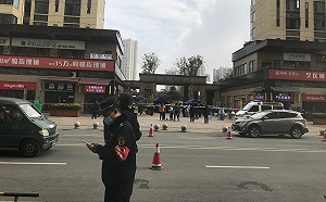 中國武漢肺炎疫情滿一年 成都再陷本土案例風暴