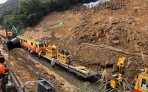 (影)瑞芳猴硐搶修尾聲！  台鐵今下午列車回送試行