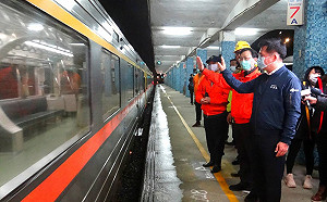 (影)台鐵猴硐恢復部分通車！林佳龍：全線開通再等一個月