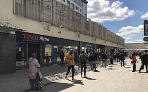 脫歐倒數計時 英國零售商協會籲民眾勿囤積糧食衛生紙