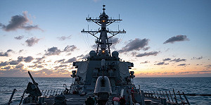 美軍入駐高雄港、清泉崗？呂秀蓮提出警告：共軍可是虎視眈眈