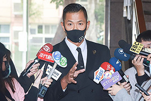 影)黑人哽咽！強硬回擊非情色影片| 體育| Newtalk新聞