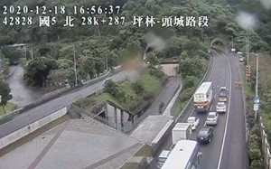 雪山隧道火燒車 北上2車道暫時封閉