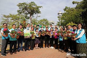 百花齊放先迎春  南市府會共揭合併升格10週年活動序幕