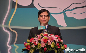 陳時中考慮開放施打「中國疫苗」者入境 陳其邁 :  希望審慎考量