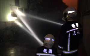 旭富6廠連環爆！惡火釀1死凌晨撲滅 延燒相鄰5企業3家工廠也全毀