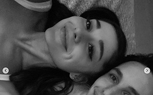 亞莉安娜宣布訂婚千萬人祝福！大曬超大號鑽石婚戒