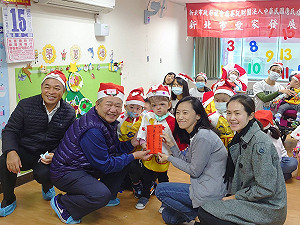 寒冬送暖 新北議長蔣根煌率團走訪社福機構關懷老弱