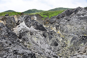 大屯火山有噴發可能！交通部「3燈號火山示警」元旦上路