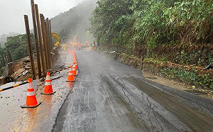陽金公路坍方單線搶通！今晨開放大型車雙向通行