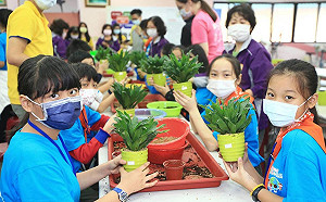 新北環保小局長開課  大呼：清潔隊太辛苦  以後要做好分類